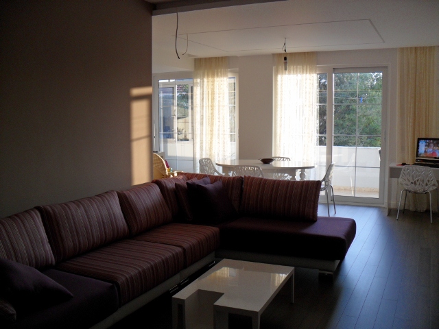 Apartment for sale in Riza Cerova street in Tirana , ( TRS-1112-19)