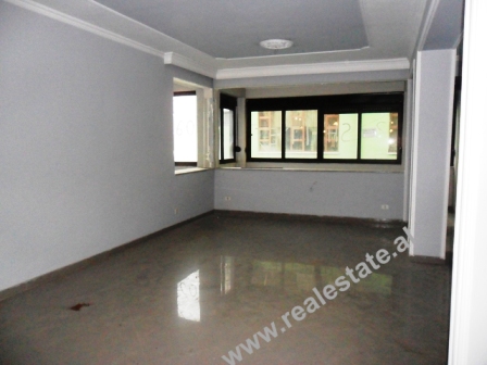 Apartment for business purpose for rent in Pjeter Bogdani Street in Tirana, Albania (TRR-413-57)