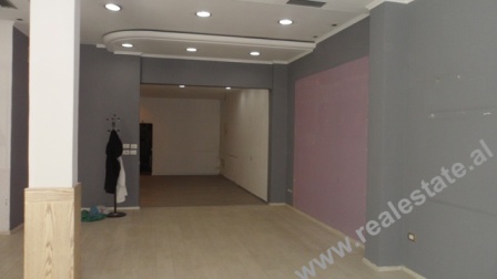 Business building for rent in Myslym Shyri Street in Tirana, Albania (TRR-913-33)