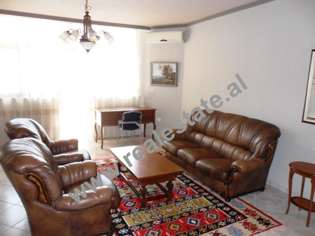 Three bedroom apartment for rent close to center in Tirana , Albania (TRR-514-24b)