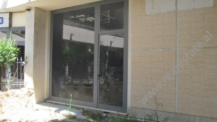 Store Space for rent in Skerdilajd Llagami Street in Tirana, Albania (TRR-814-38j)