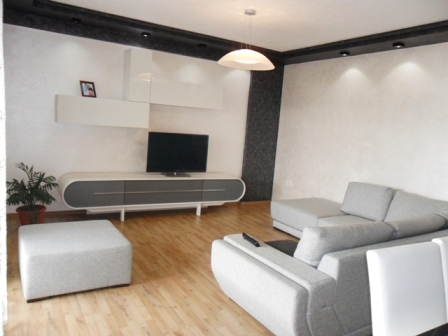 Modern apartment for rent in Sami Frasheri Street in Tirana , Albania (TRR-914-27b)