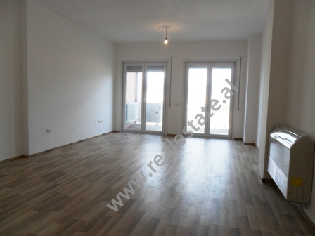 Three bedroom apartment for rent in Tirana, near Artificial Lake, Albania (TRR-216-19b)