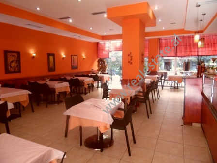 Bar-restaurant for rent in Skender Luarasi Street in Tirana, Albania (TRR-316-61K)