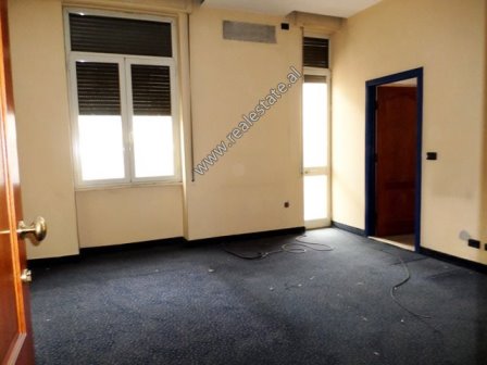 Office for rent close to Skenderbaj Square in Tirana, Albania (TRR-318-75L)