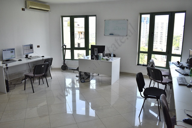 Office space for rent near Deshmoret e Kombit boulevard in Tirana, Albania