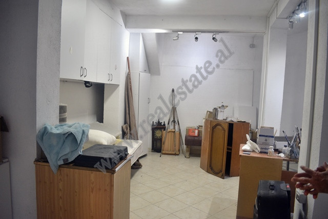 Studio for rent close to Zoo Garden in Tirana