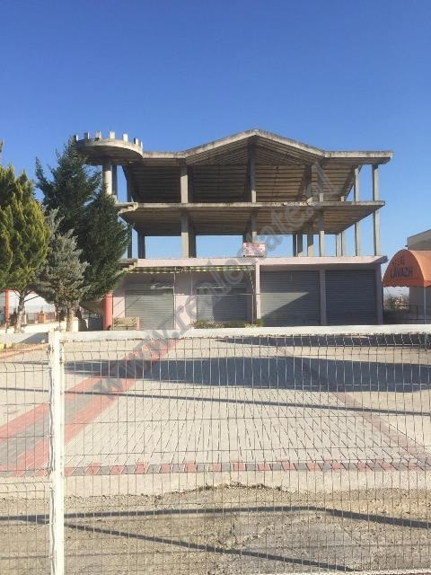 3-storey building for sale in Fush-Preze in Tirana, Albania