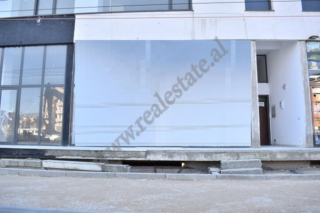 Store for rent in Astiri area in Tirana, Albania