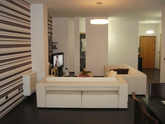 127m2 apartament me Qera, Rr. Pjeter Budi, Tirane(TRR-1005)