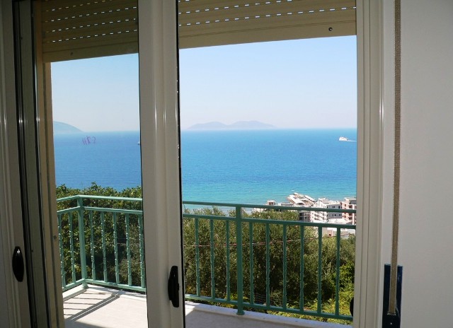 Apartamente per shitje ne Vlore me pamje nga deti, (VLS-101-13)