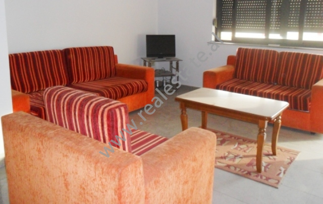 Apartament 2+1 per shitje ne Bulevardin Zogu I ne Tirane , (TRS-613-8)