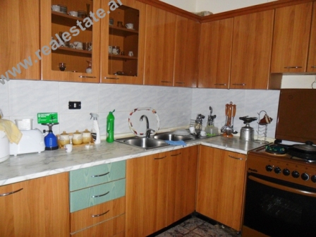 Apartament 2+1 ne shitje ne rrugen Islam Alla ne Tirane (TRS-713-2)