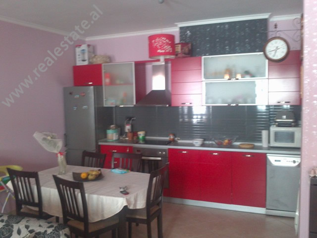 Apartament 1+1 per shitje ne Lagjen Don Bosko , Tirane , (TRS-1013-16)