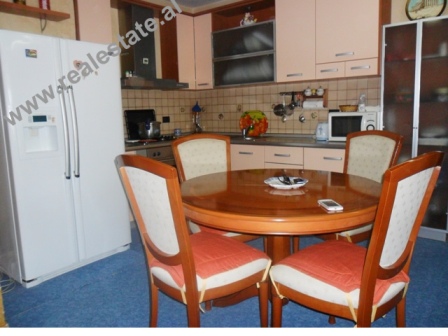 Apartament 2+1 ne shitje ne rrugen Medar Shtylla ne Tirane (TRS-1113-26)