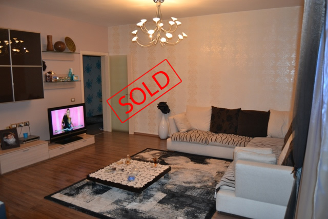 Apartament luksoz ne shitje ne Qender te Tiranes (TRS-513-23)