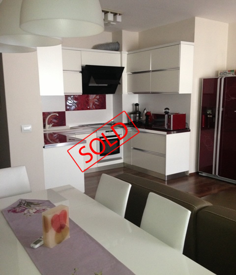 Apartament 3+1 per shitje prane ish Samsungut ne Tirane , (TRS-114-37b)