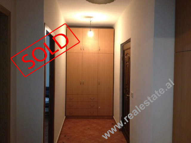 Apartament per shitje ne rrugen e Durresit, Tirane