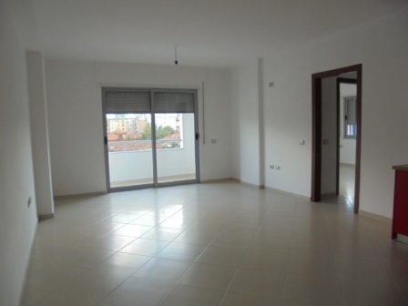 Apartament 2+1 ne shitje prane Prokurorise se Tiranes (TRS-914-60j)