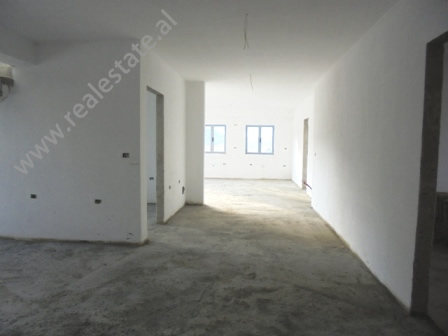 Apartament 3+1 ne shitje ne zonen e Selites ne Tirane (TRS-1114-8j)