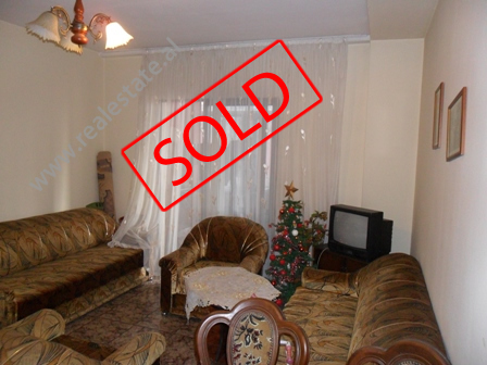 Apartament 2 + 1 per shitje ne rrugen Islam Alla ne Tirane (TRS-1214-46b)
