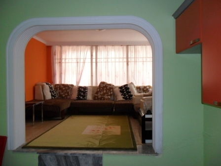 Apartament 2+1 me qera tek rruga Fortuzi, Tirane (TRR-915-52k)