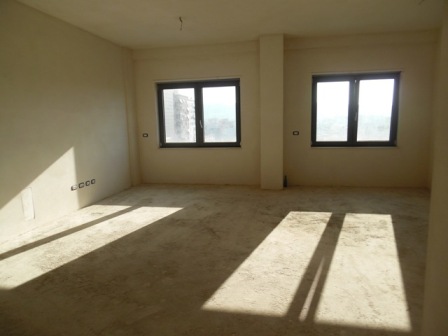 Apartament 2+1 per shitje te qendra RING te Zogu i Zi ne Tirane , (TRS-1115-23a)