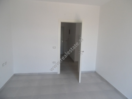 Apartament 2+1 per zyre me qera ne rrugen e Elbasanit ne Tirane