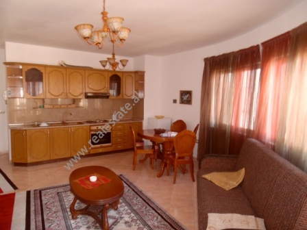 Apartament 1+1 me qera tek Zogu i Zi ne Tirane (TRR-116-24K)