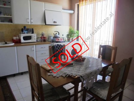 Apartament 2+1 ne shitje tek Ministria e Jashtme ne Tirane (TRS-415-34m)