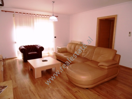 Apartament 2+1 me qera ne rrugen e Bogdaneve ne Tirane, (TRR-217-16d)