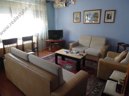Apartament 2+1 per shitje tek Zogu i Zi ne Tirane (TRS-417-8K)