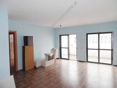 Apartament 2+1 per shitje tek Fresku ne Tirane (TRS-917-14K)