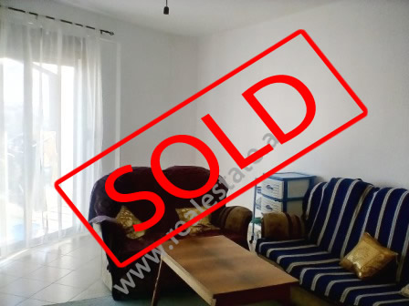 Apartament 2+1 per shitje prane zones se Yzberishtit ne Tirane (TRS-1216-40L)