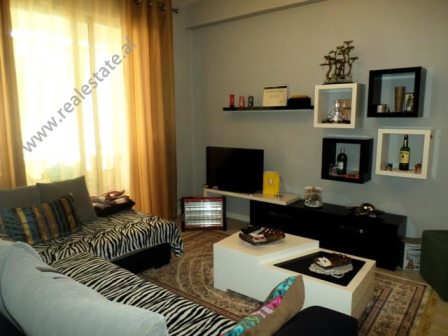 Apartament 2+1  per shitje ne zonen e Yzberishtit ne Tirane, (TRS-218-45d)