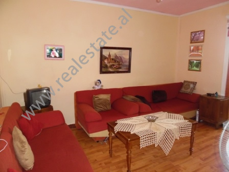 Apartament 2+1 ne shitje ne rrugen Irfan Tomini ne Tirane (TRS-718-42E)