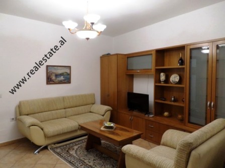 Apartament 1+1 me qera prane zones se Zogut te Zi ne Tirane