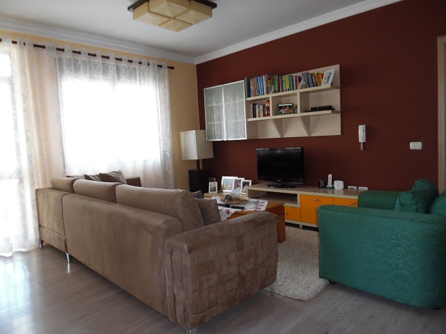 Apartament 3+1 per shitje prane Rezidences Kodra e Diellit, ne Tirane (TRS-219-19T)