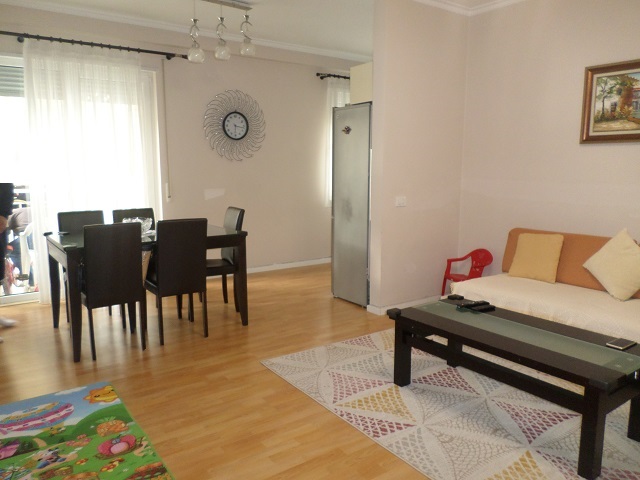 Apartament 2+1 per shitje ne rrugen Jordan Misja ne Tirane (TRS-419-68T)