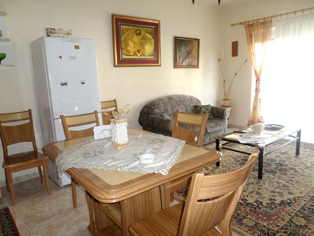 Apartament 2+1 me qera ne rrugen Myslym Shyri ne Tirane. (TRR-519-23T)