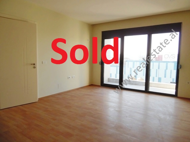 Apartament 2+1 per shitje prane Casa Italia ne Tirane (TRS-219-12T)