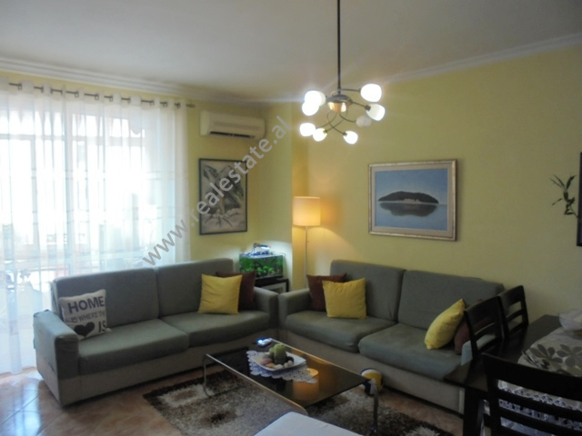 Apartament 1+1 per shitje ne zonen e Don Boskos ne Tirane