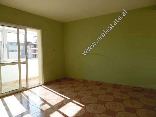 Apartament 3+1 per shitje ne rrugen Myslym Shyri ne Tirane (TRS-719-16L)