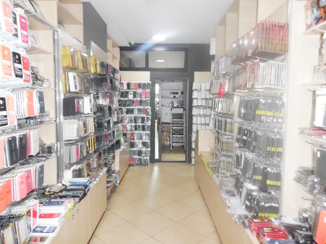 Dyqan per shitje ne zonen e Zogut te Zi ne Tirane (TRS-719-21T)