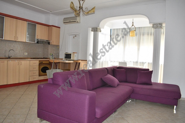 Apartament 2+1 me qera tek rruga e Kavajes ne Tirane