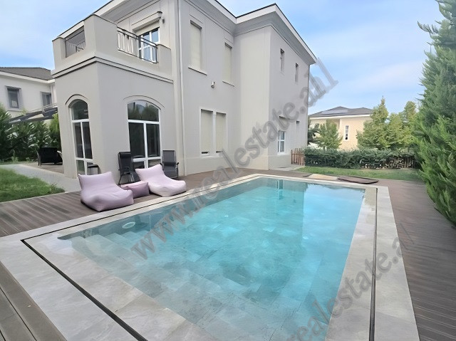 Vile ne shitje ne Rolling Hills Residence ne Lunder, Tirane