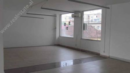 Office space for rent near Kavaja Street in Tirana.

The space is situated on the 2nd floor of a n