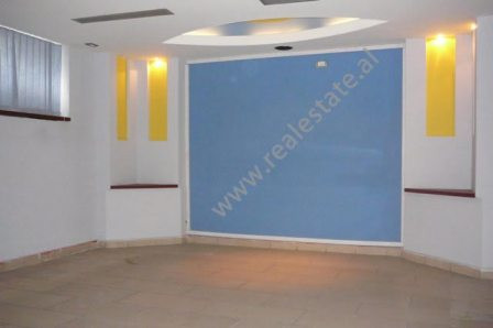 Store space for sale in Durresi street in Tirana.
The store is positioned in one of the main street