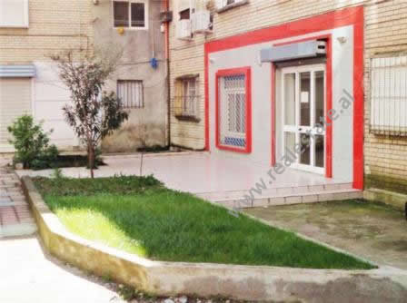 Store space for sale near Zogu i Zi area in Tirana.
It is situated on the first floor in an old bui