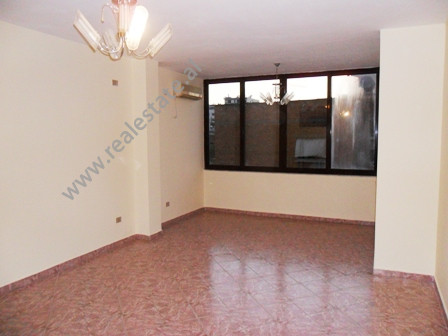 Apartment for office for rent in Ismail Qemali Street in Tirana.
It is situated on the 4-th floor i
